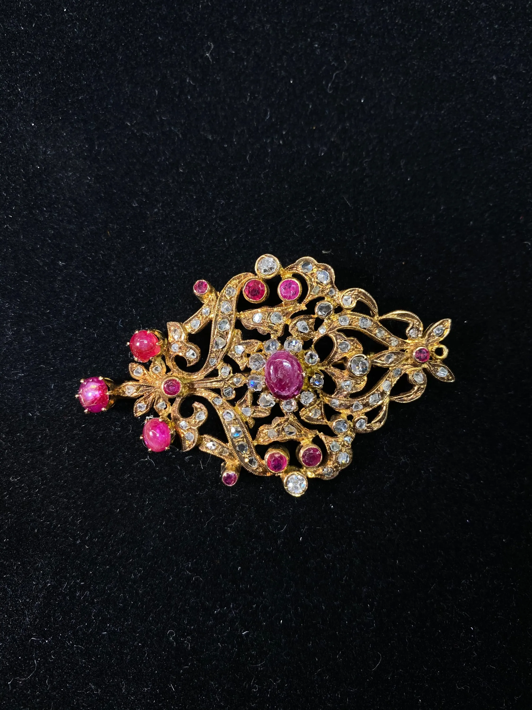 1900’s Antique Design Solid Rose Gold Brooch w/ 77-Diamonds & 12 Rubies! - $25K Appraisal Value w/CoA }