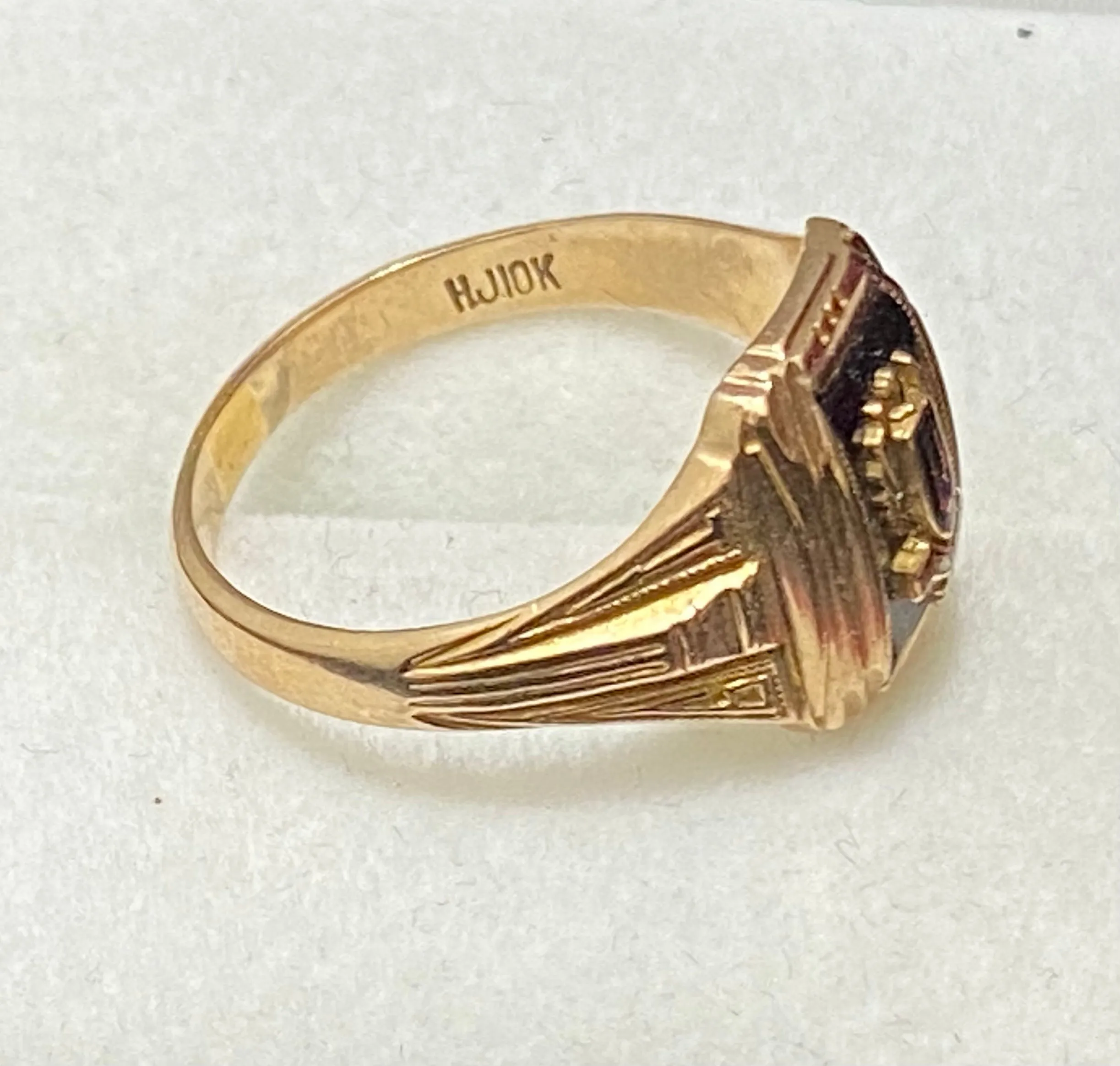 1939 Park Falls School Class Ring in Solid Yellow Gold with Enamel - $7K Appraisal Value w/CoA}