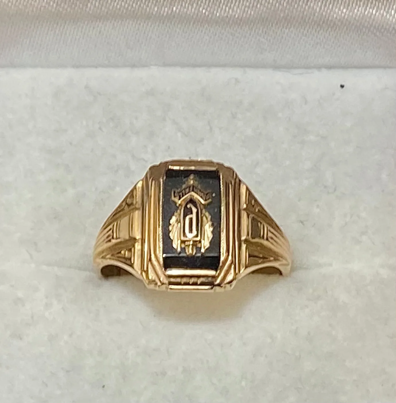 1939 Park Falls School Class Ring in Solid Yellow Gold with Enamel - $7K Appraisal Value w/CoA}