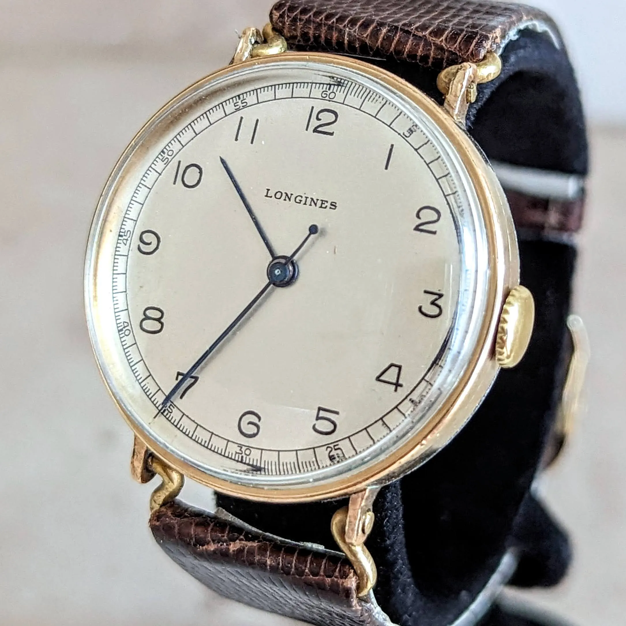 1942 LONGINES Mechanical Wristwatch Ref. 5017 Flexible Lugs Vintage Watch