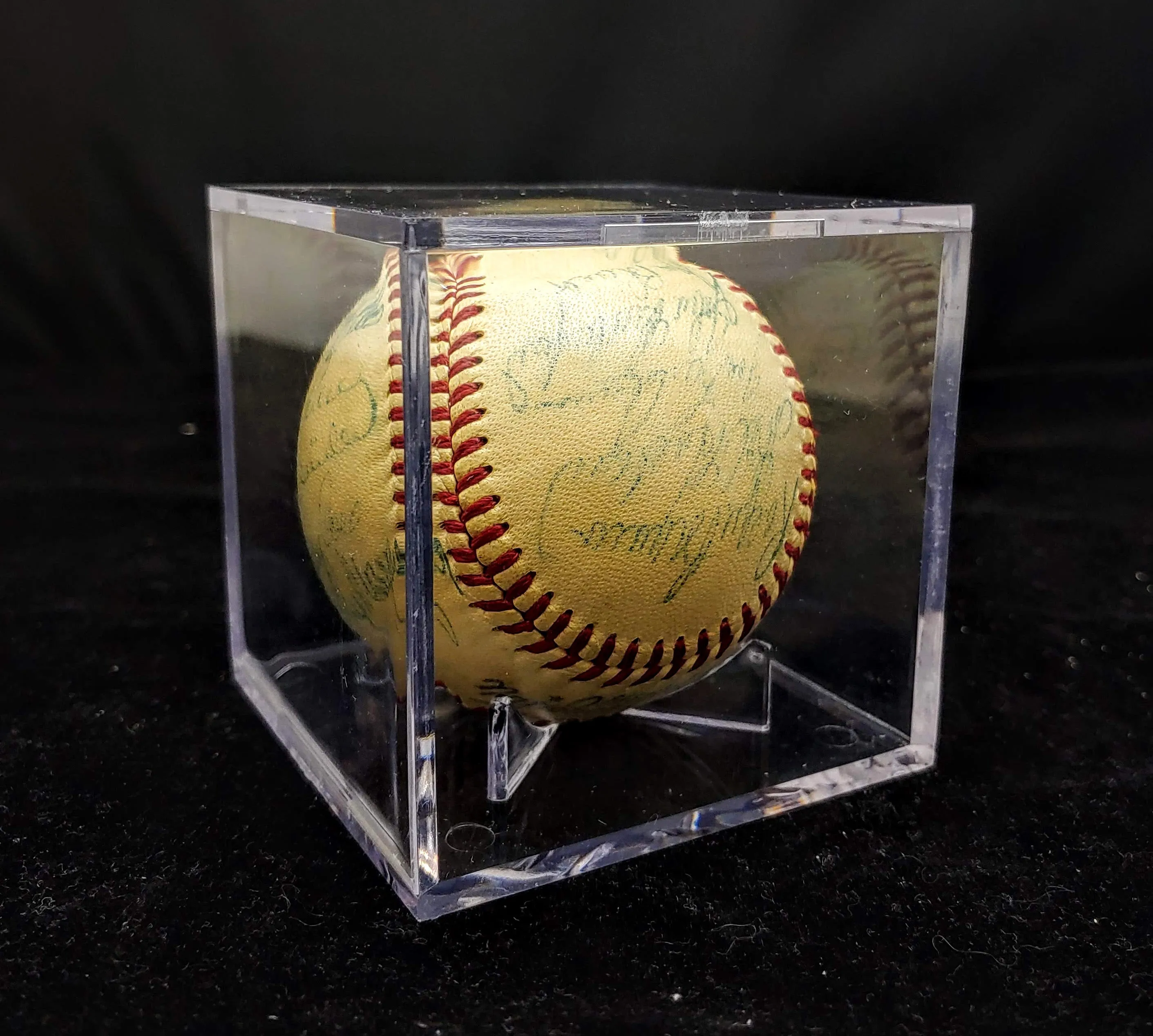 1952 Brooklyn Dodgers Signed Baseball - $6K Appraisal Value!