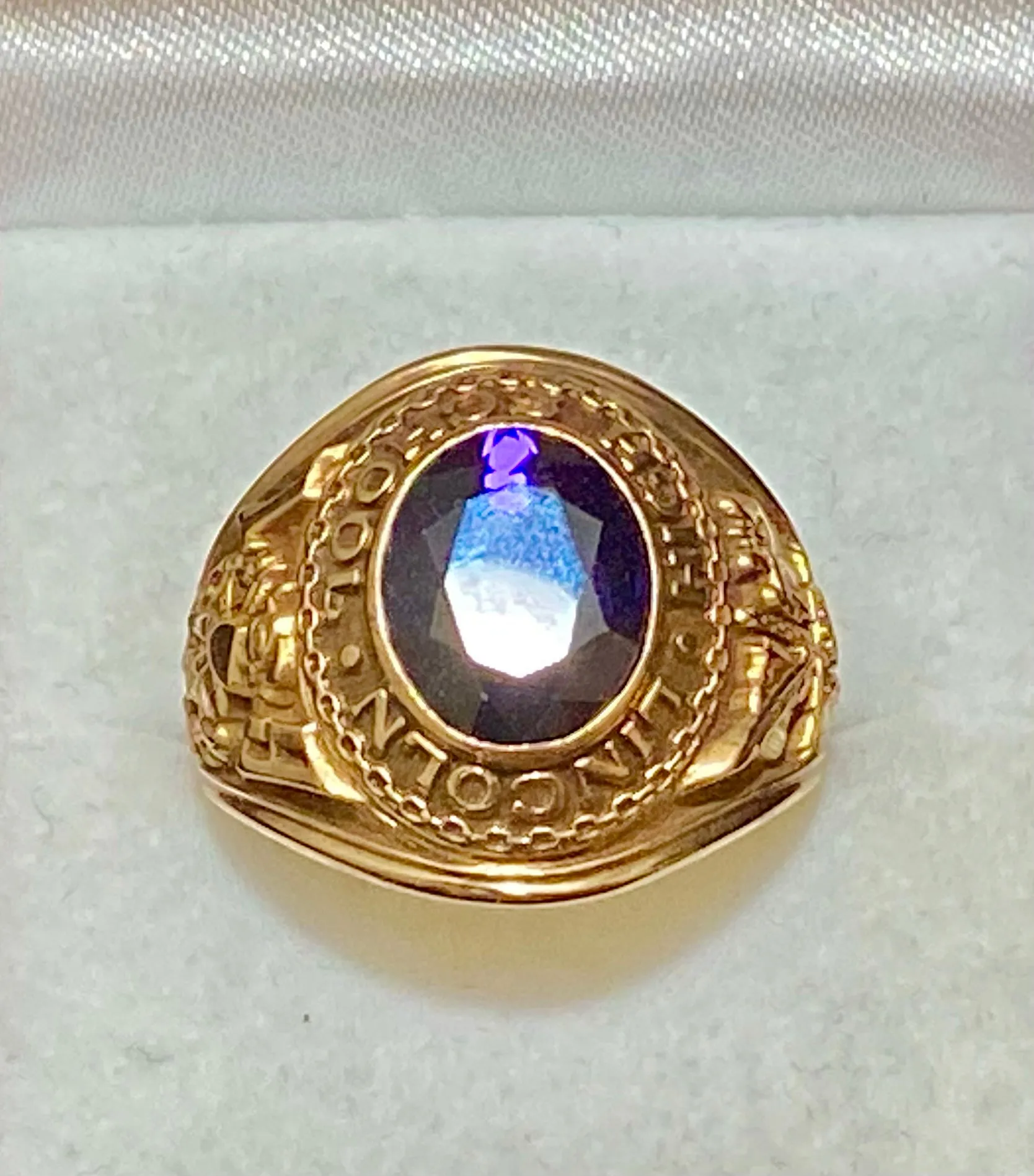 1970 Lincoln High School Class Ring in Solid Yellow Gold with Amethyst - $7K Appraisal Value w/CoA}
