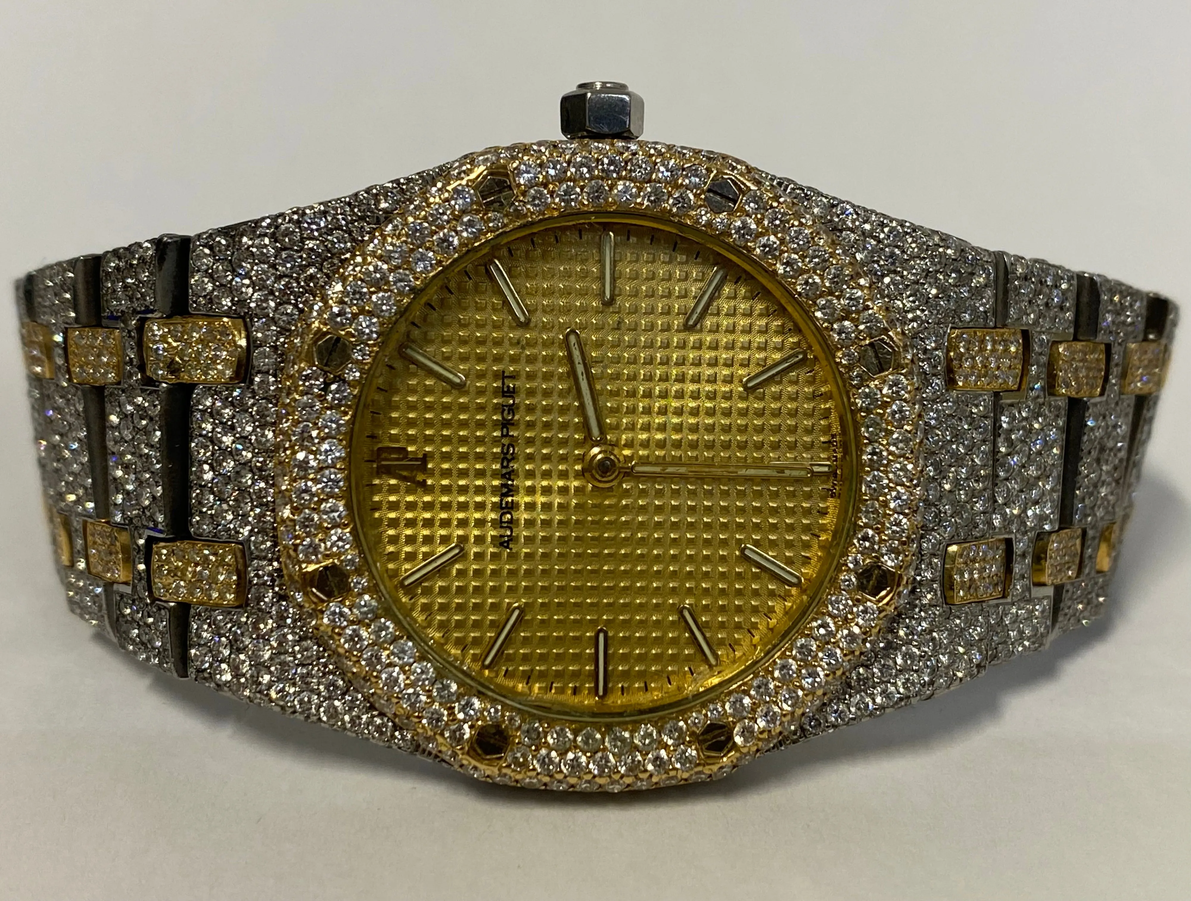 AUDEMARS PIGUET Royal OAK Unique 18K & SS w/2000 Dmnds Watch - $350K APR W/ COA!