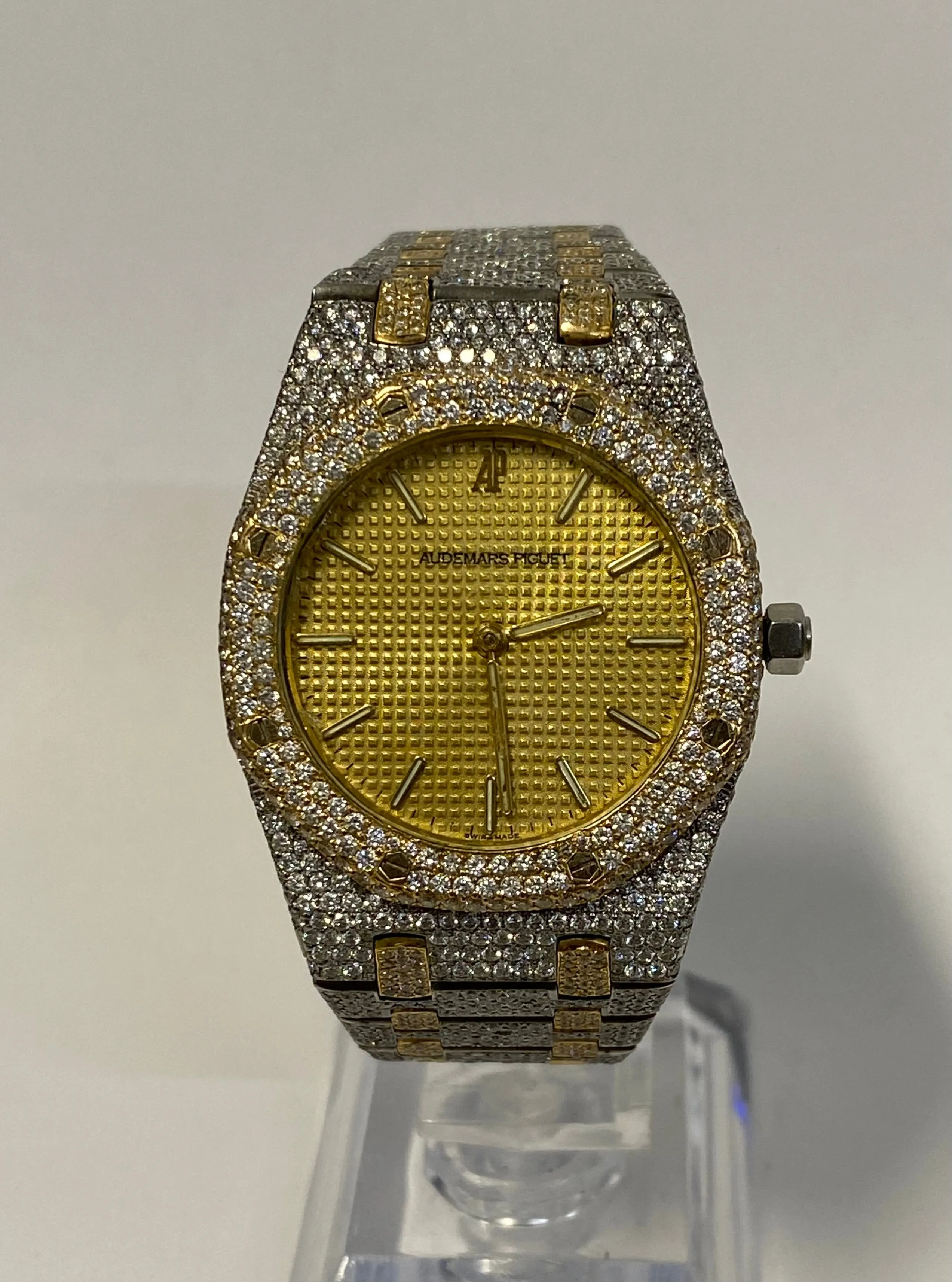 AUDEMARS PIGUET Royal OAK Unique 18K & SS w/2000 Dmnds Watch - $350K APR W/ COA!