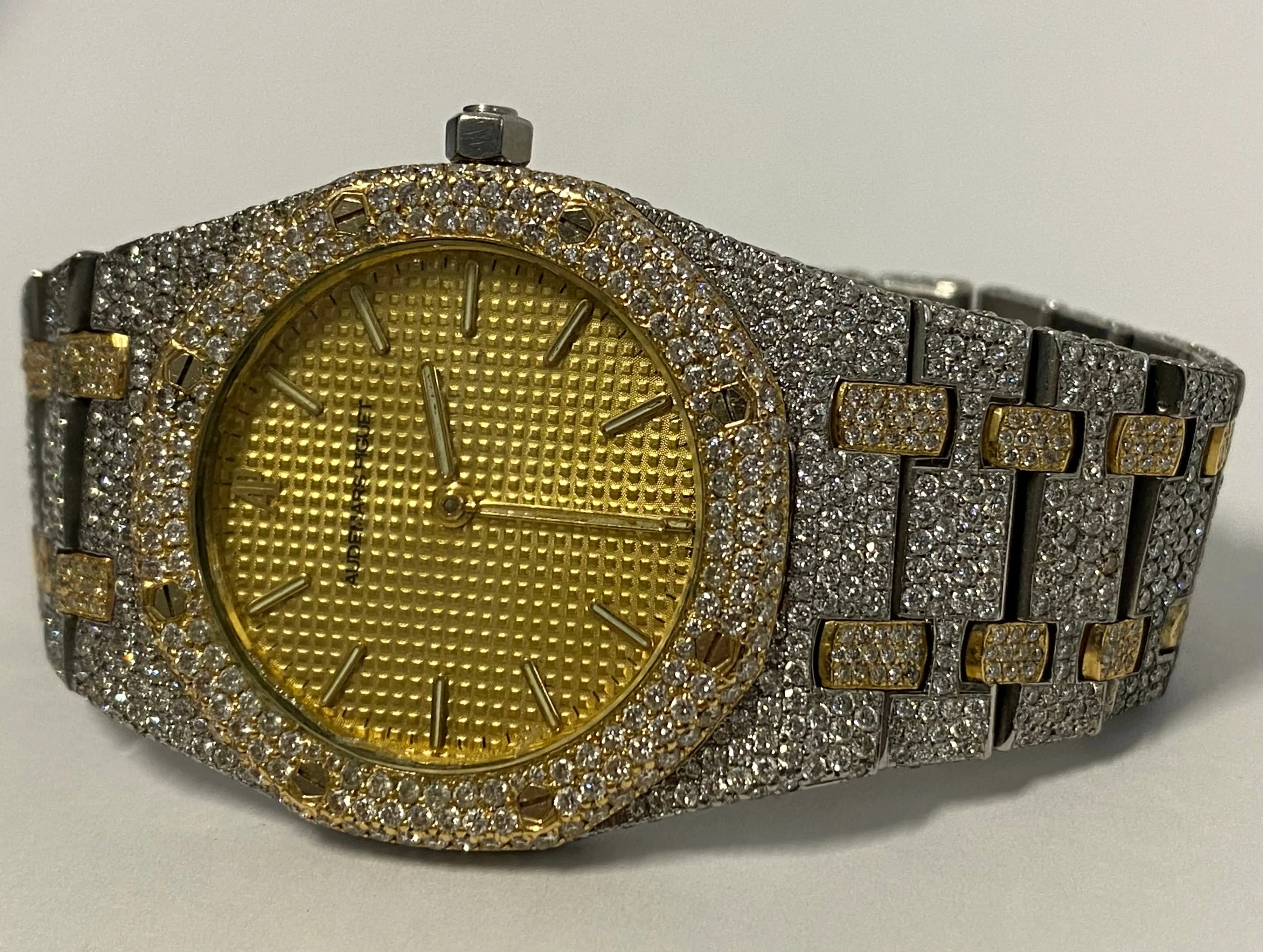 AUDEMARS PIGUET Royal OAK Unique 18K & SS w/2000 Dmnds Watch - $350K APR W/ COA!