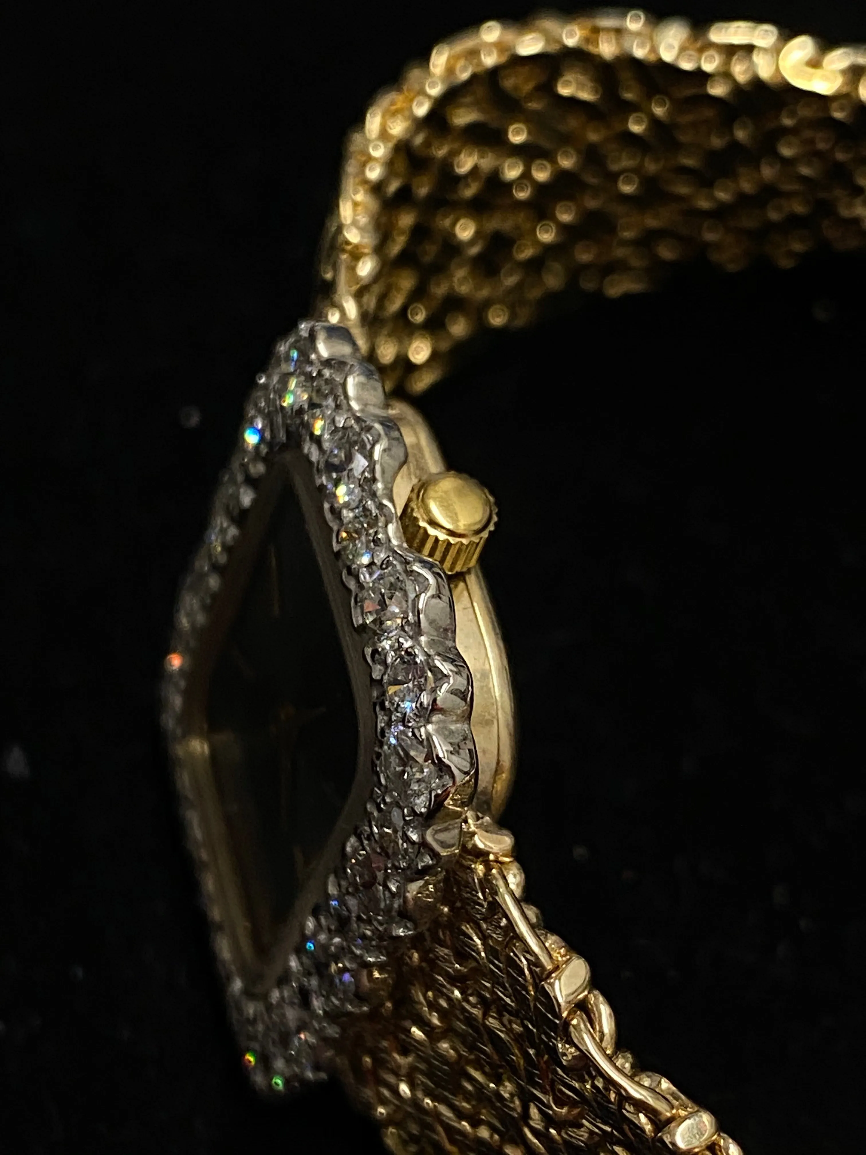 BAUME & MERCIER 28-Diamond Solid Yellow Gold Rectangular Watch -$40K APR w/ COA!