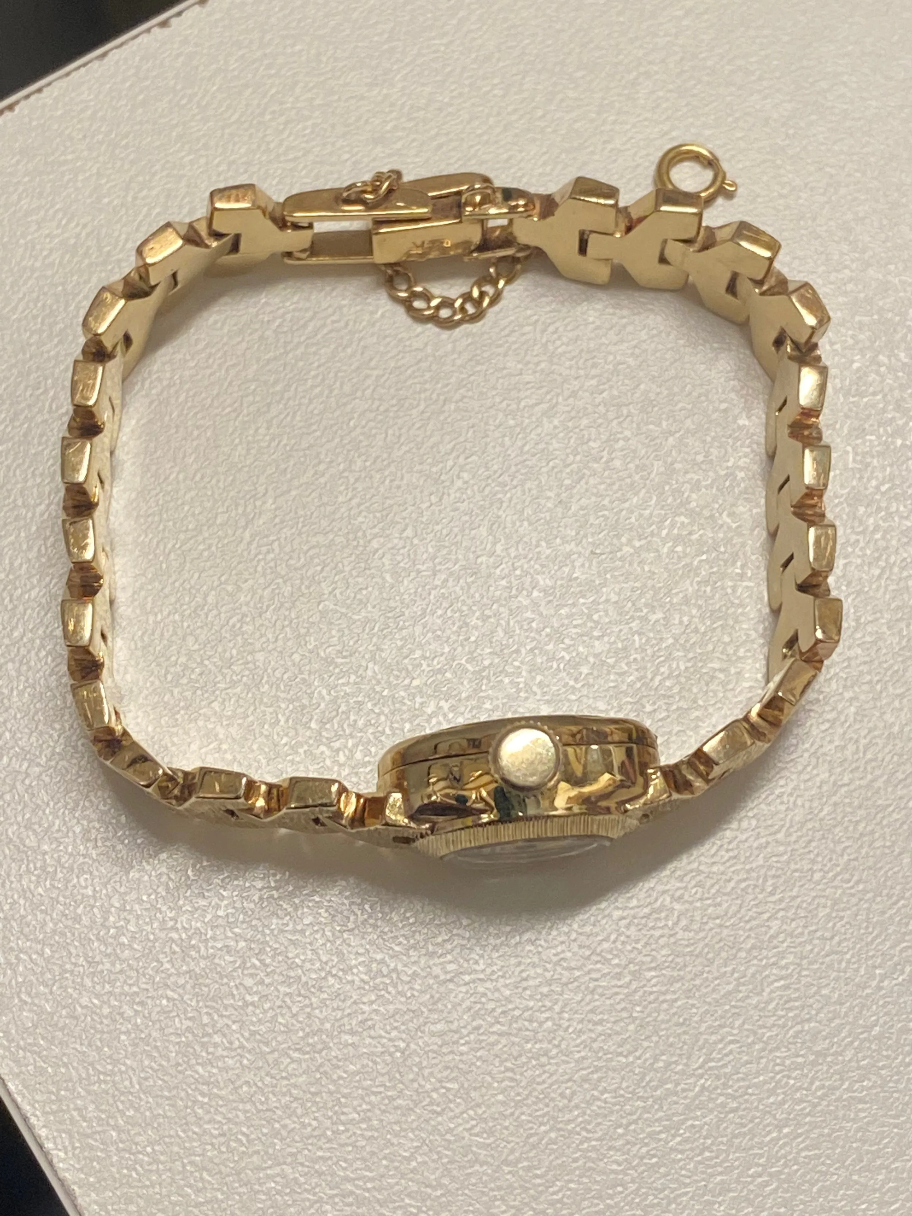 Baume & Mercier Ladies Solid Gold Mint Vintage Watch c. 1940s - $16K APR w/ COA!