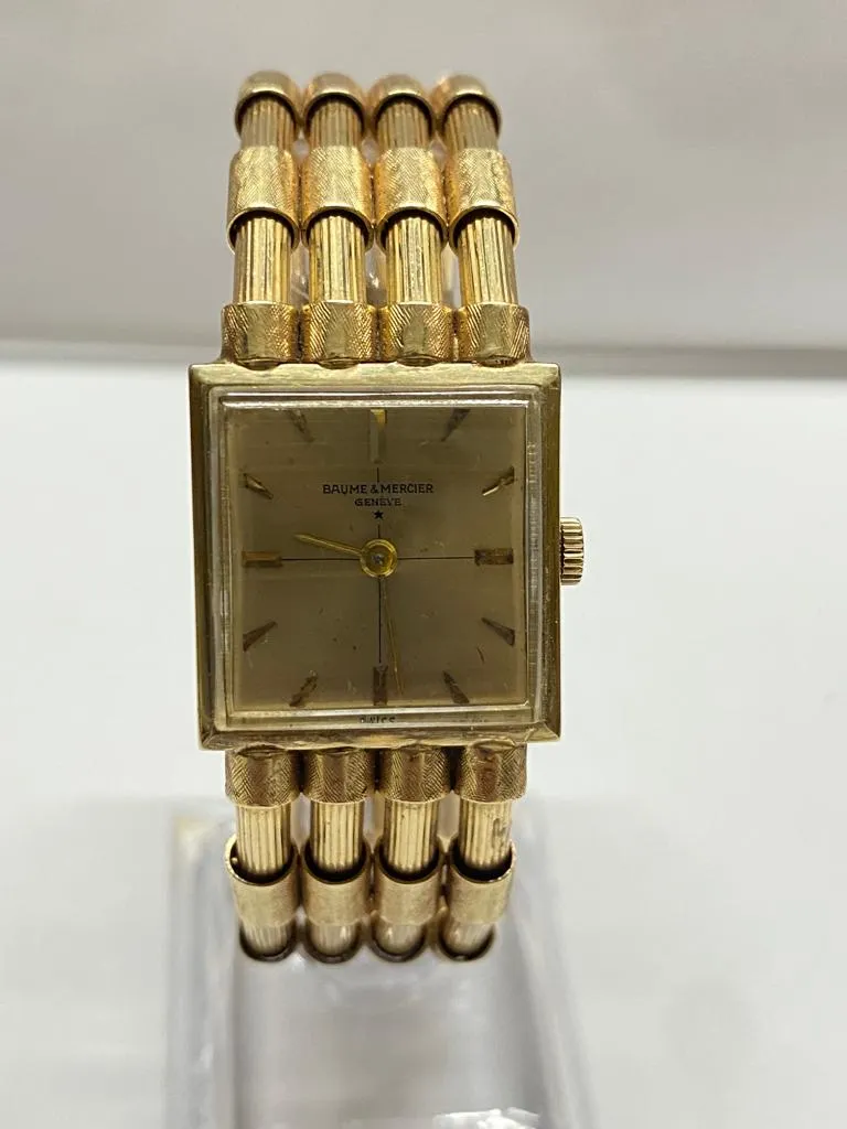 Baume & Mercier SG Beautiful and Unique Bamboo-Style Bracelet - $25K APR w/ COA!