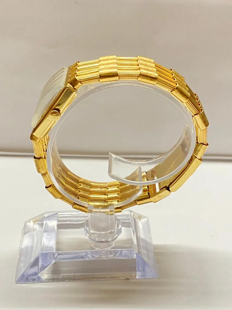 Baume & Mercier SG Beautiful and Unique Bamboo-Style Bracelet - $25K APR w/ COA!