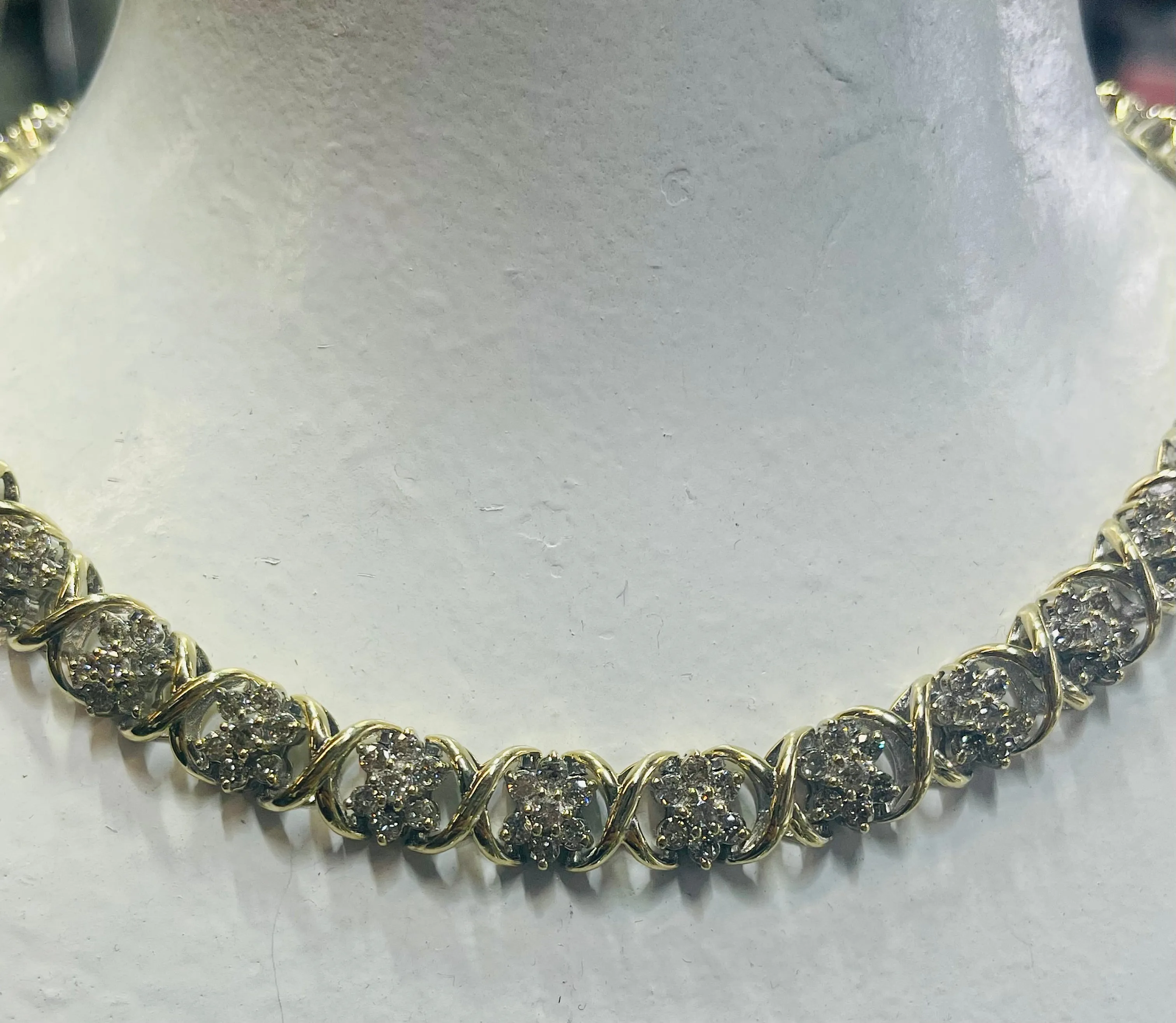 Beautiful "266" Diamonds Solid Yellow & White Gold Necklace - $80K APR w/ CoA!!!