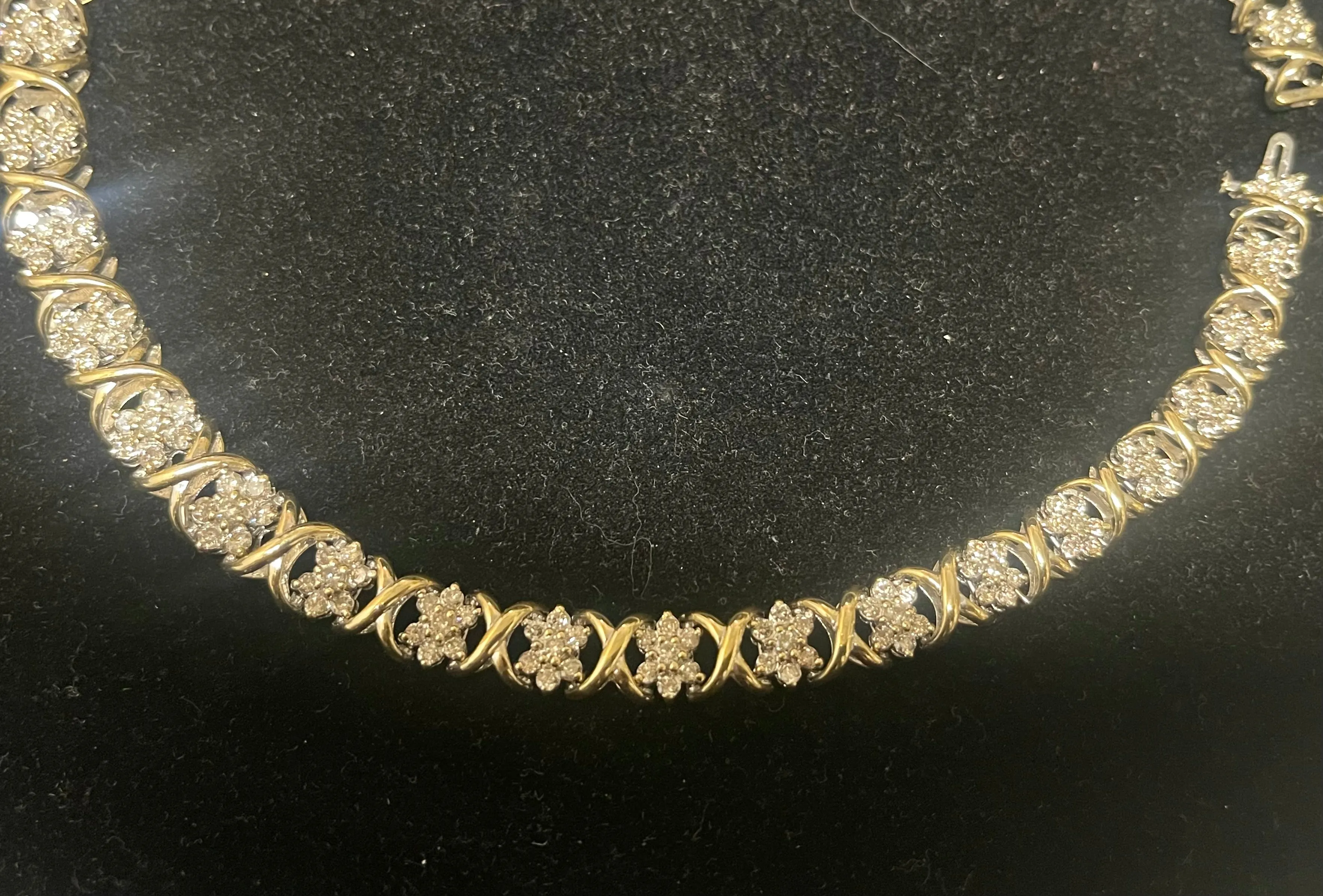 Beautiful "266" Diamonds Solid Yellow & White Gold Necklace - $80K APR w/ CoA!!!