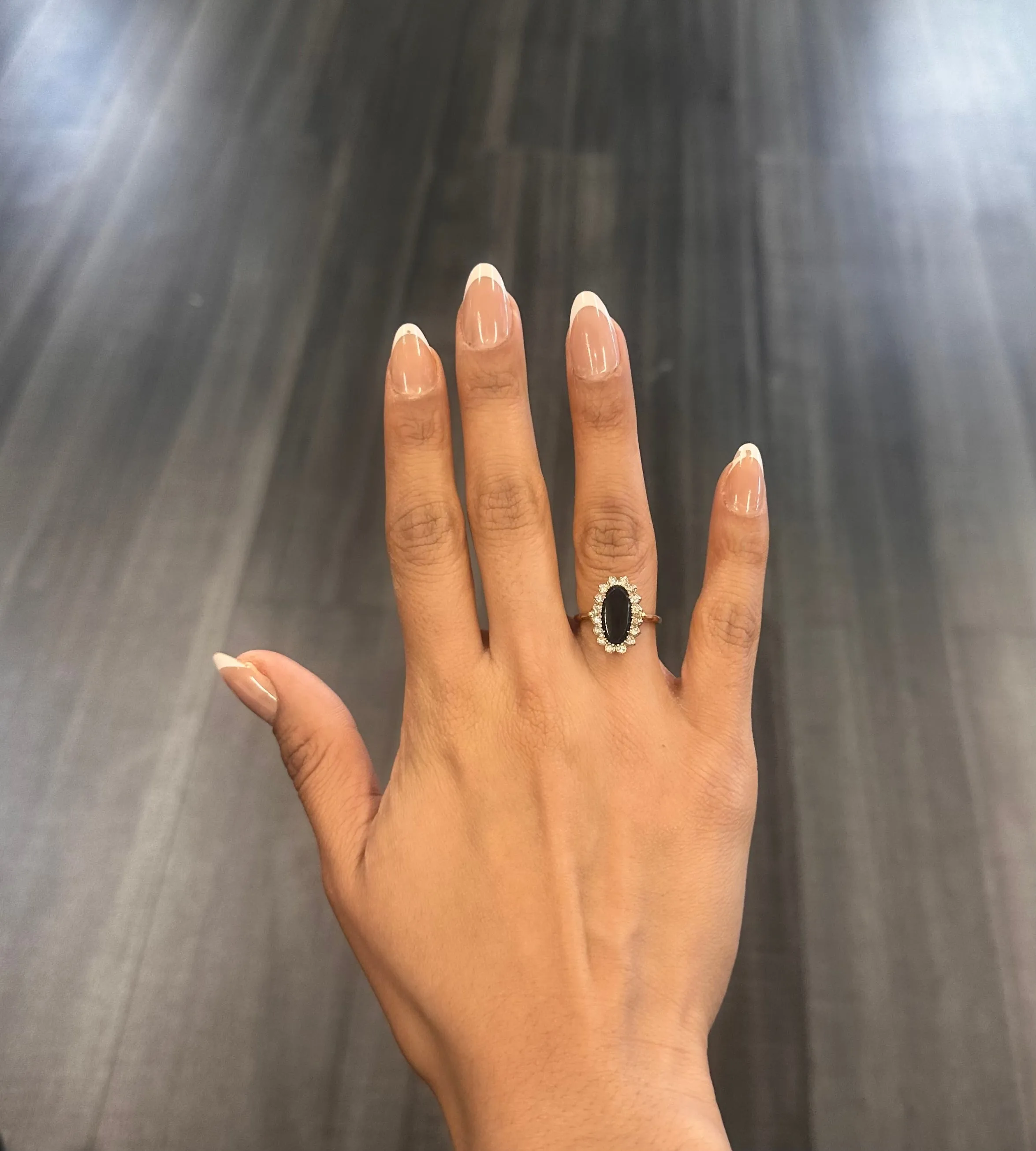 Beautiful Unique Solid Yellow Gold Onyx & Diamond Ring - $6K Appraisal Value w/CoA}