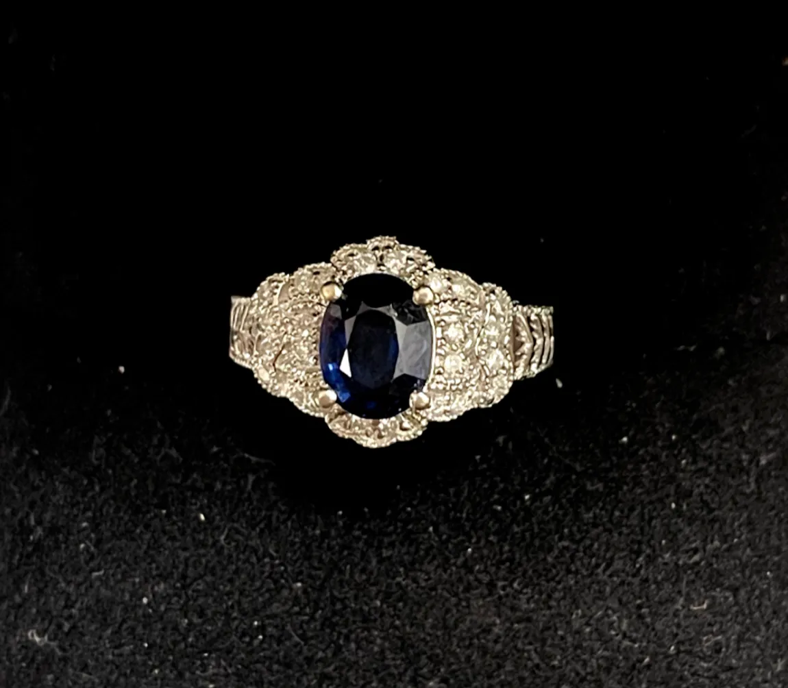 BNZ'S LADIES RICH BLUE SAPPHIRE, 18K WHITE GOLD & DIAMONDS RING - $40K APR w/ CoA!!!