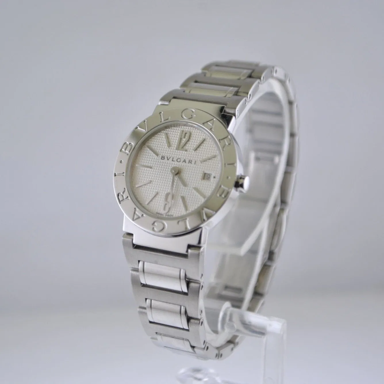 BVLGARI Diagono Women's SS w/ Silver Dial & Date Feature Watch - $8K APR w/ COA!