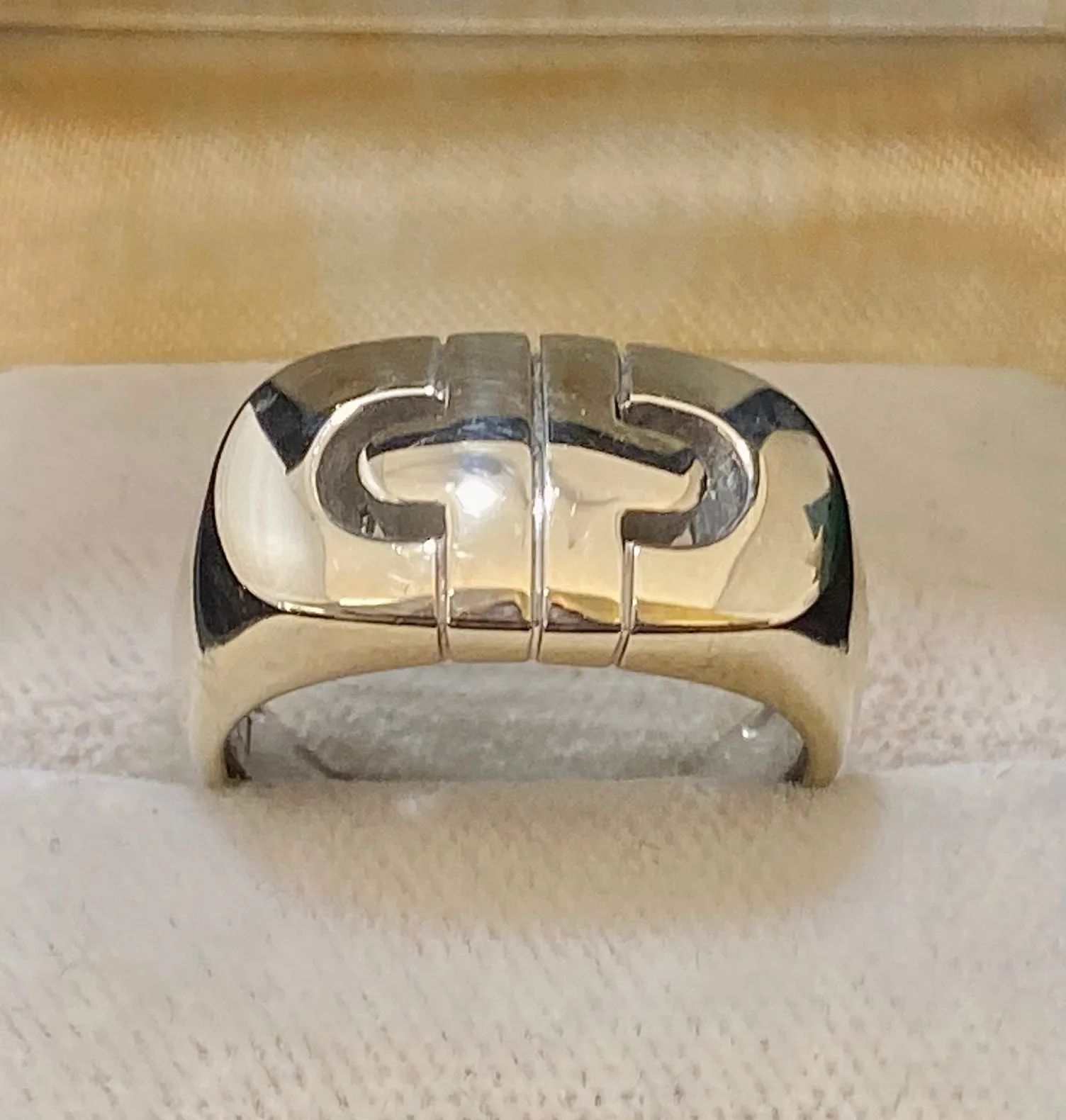 BVLGARI Vintage Design 18K White Gold Parentesi Ring - $6K Appraisal Value w/CoA}