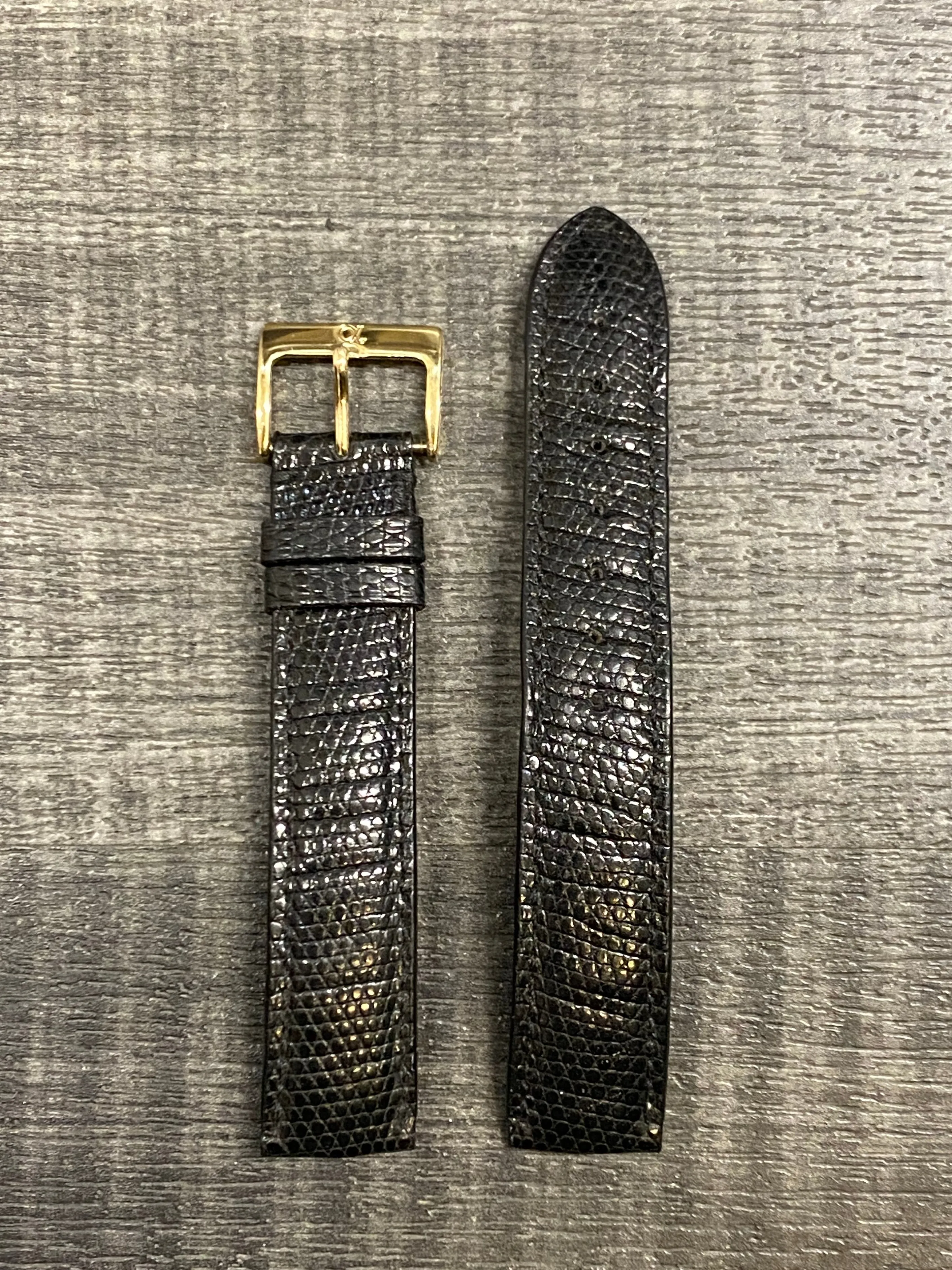 CARTIER Black Padded Lizard Leather Watch Strap  - $600 APR VALUE w/ CoA! ✓