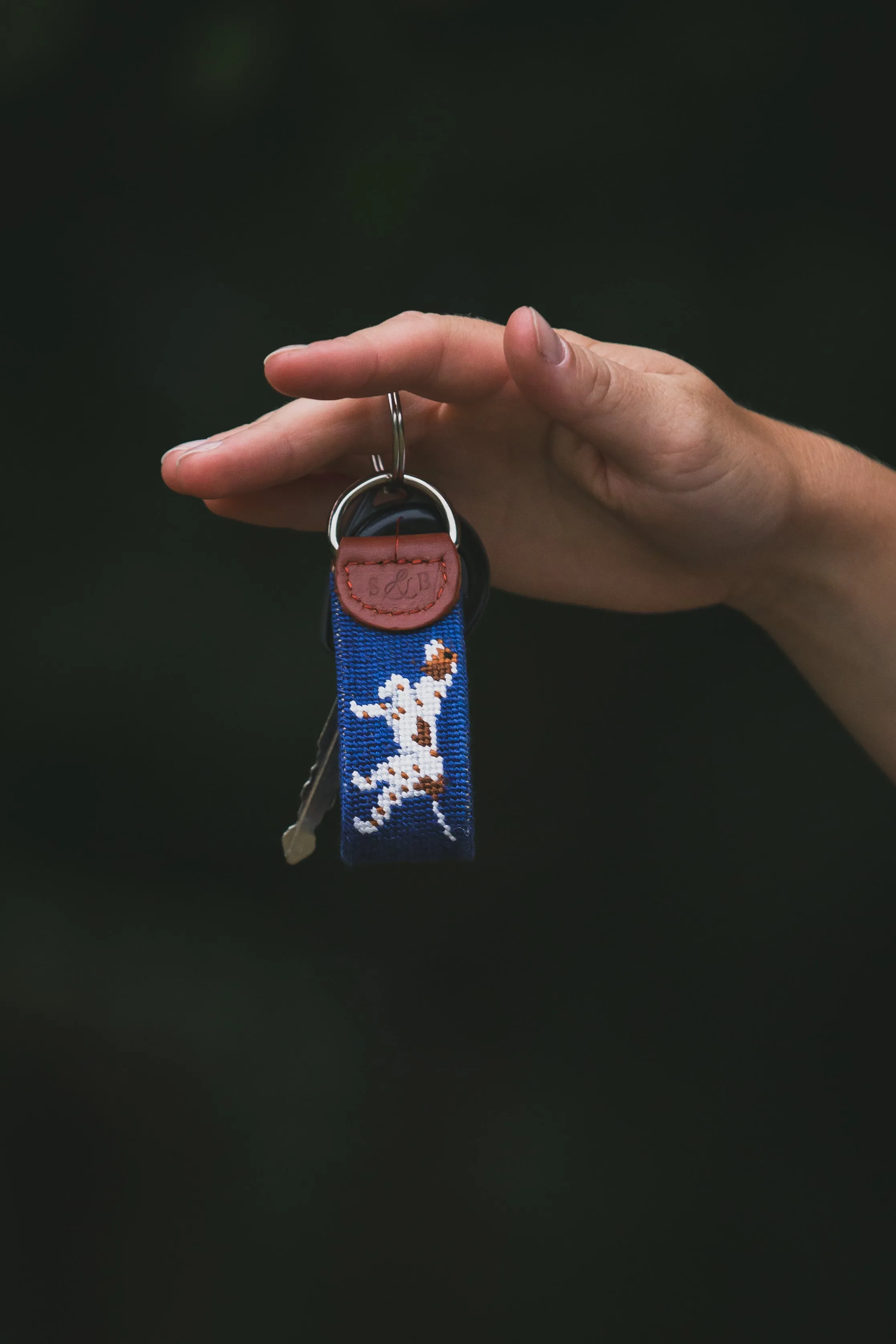 Smathers & Branson Pointer Needlepoint Key Fob