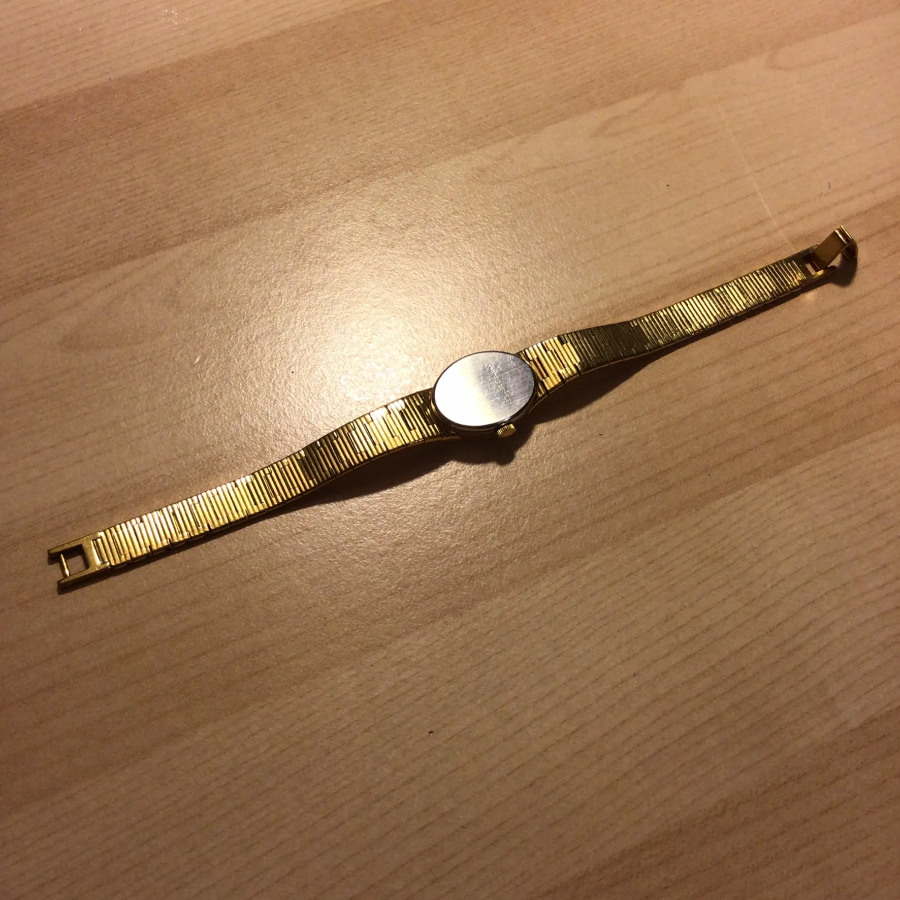Vintage Limit International 17 Jewels Incabloc Gold Toned Watch (untested)