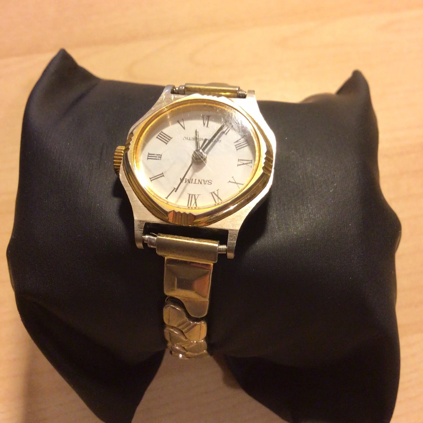 Vintage Santima Gold & Silver Toned Antimagnetic Bracelet Watch (untested)